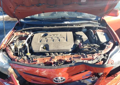 2013 Toyota Corolla S Special Edition z USA, uszkodzony, nr VIN 2T1BU4EE6DC066363